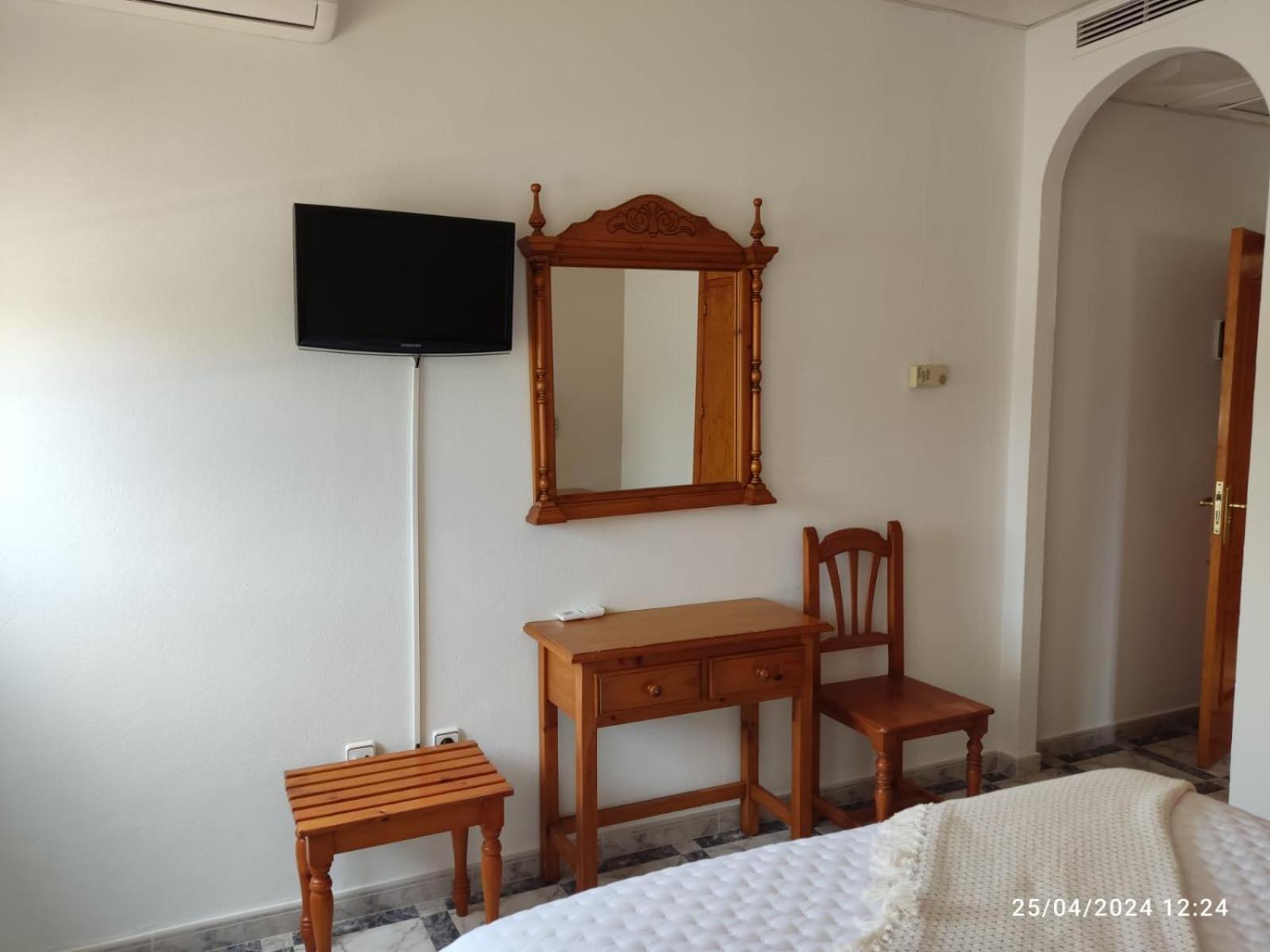 Hostal Quinto Pino Чипиона Екстериор снимка
