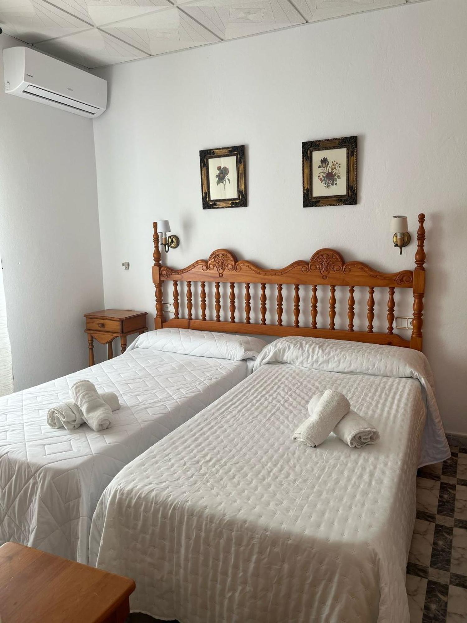 Hostal Quinto Pino Чипиона Екстериор снимка